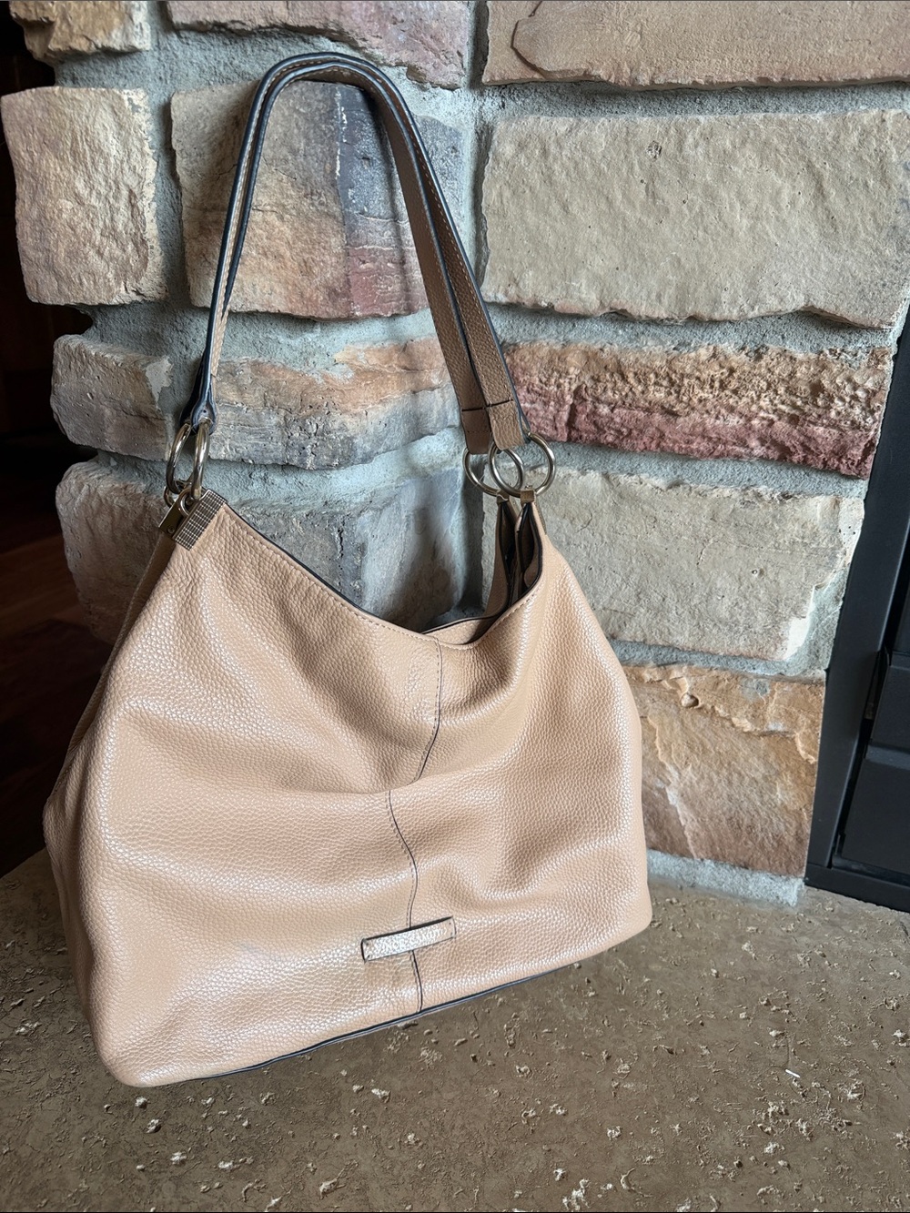 Beautiful Vince Camuto Pebbled Tan Leather Shoulder Bag
